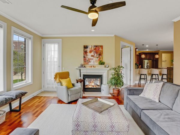 19125 Thomson Dr, Unit 101, Brookfield, WI 53045