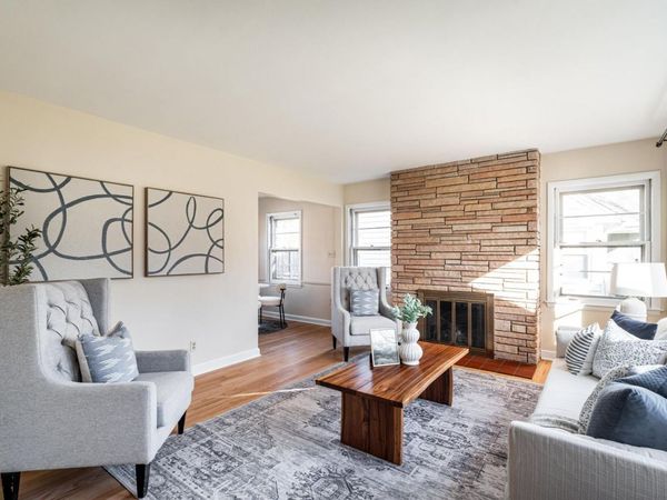 8031 N Whitney Rd, Fox Point, WI 53217