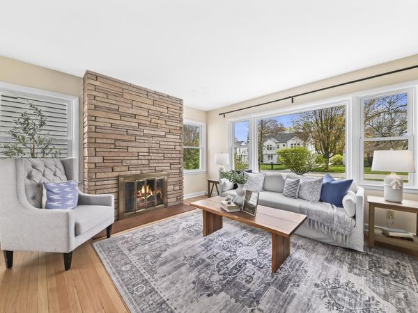 8031 N Whitney Rd, Fox Point, WI 53217