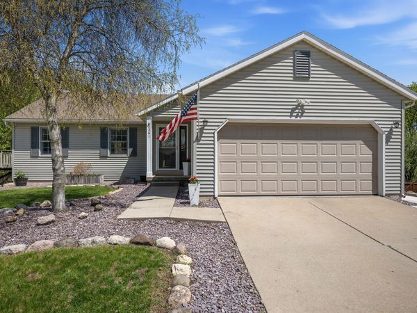 3361 Basil Dr, Madison, WI 53704