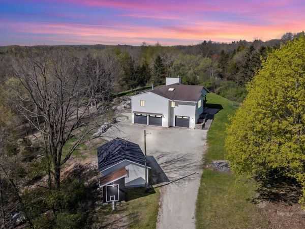 921 Tuscola Ln, Trenton, WI 53095