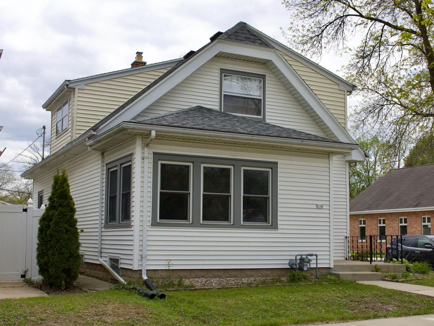Main Photo