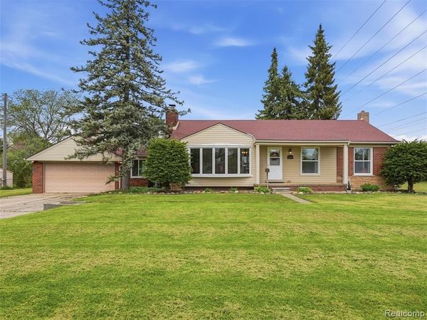 12601 Masonic Boulevard, Warren, MI 48093