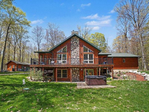 3628 Millbrook Road W, Mt Pleasant, MI 48858