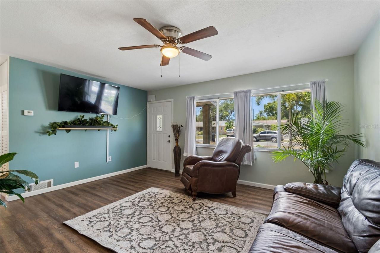 3501 38th Street N, Saint Petersburg, FL 33713 Photo