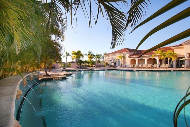 6642 41st Street Circle E, Sarasota, FL 34243 Photo