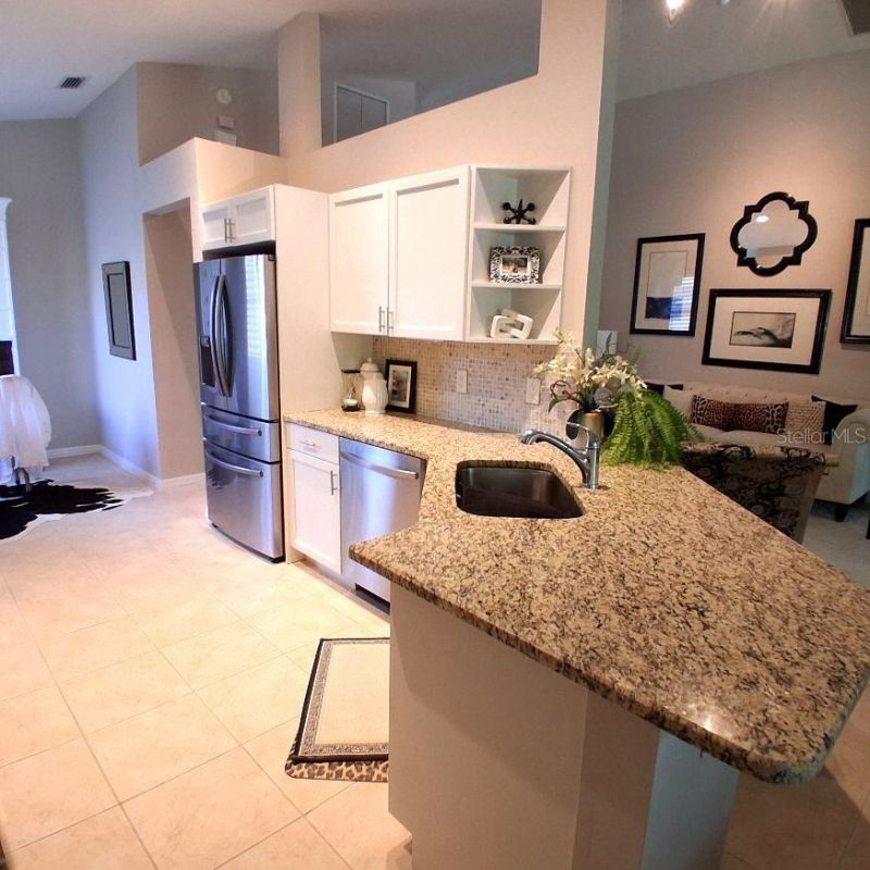 6642 41st Street Circle E, Sarasota, FL 34243 Photo