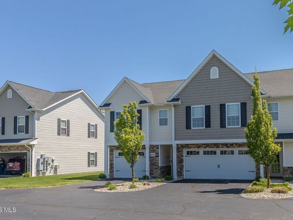 4703 Lakeside Drive, Maumee, OH 43537