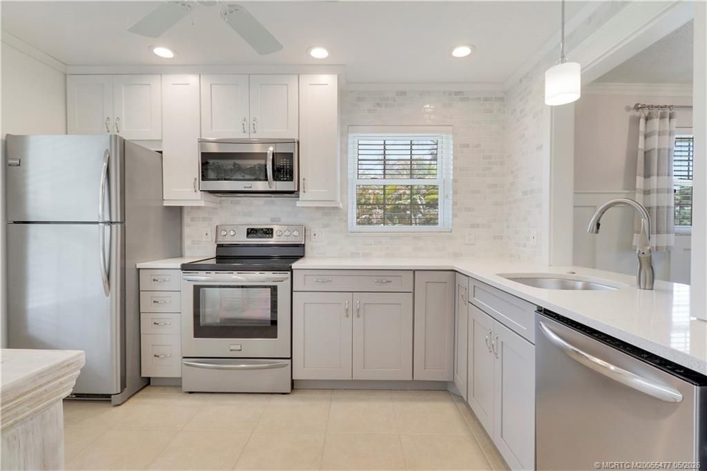 1852 SW Palm City Road, Unit 201, Stuart, FL 34994 Photo