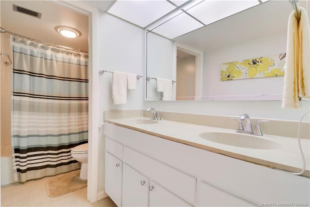 1852 SW Palm City Road, Unit 201, Stuart, FL 34994 Photo