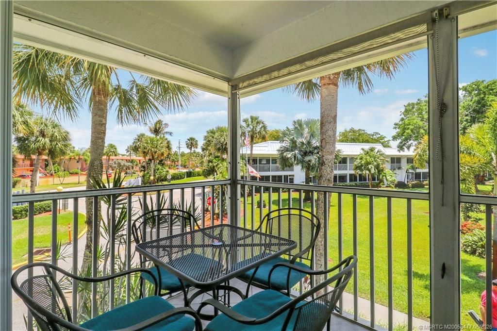 1852 SW Palm City Road, Unit 201, Stuart, FL 34994 Photo