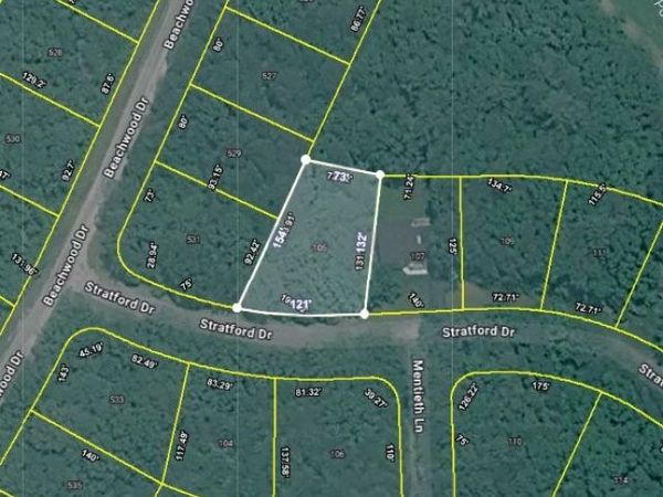 105 Stratford Dr , Crossville, TN 38558