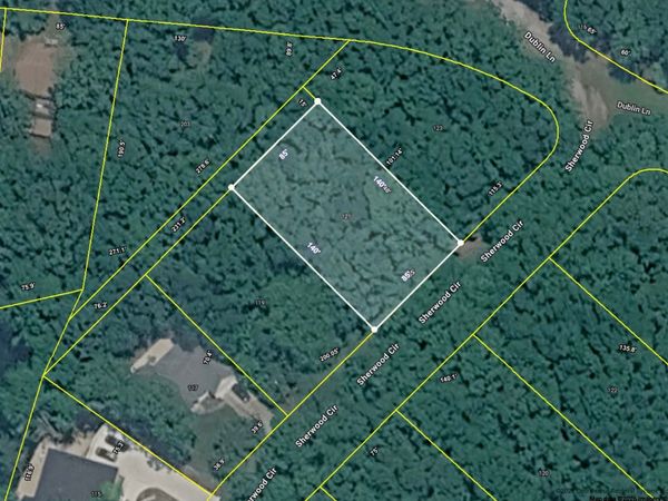 121 Sherwood Cir , Crossville, TN 38558