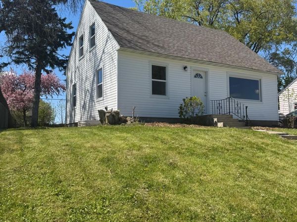 1173 Macarthur Street, West Saint Paul, MN 55118