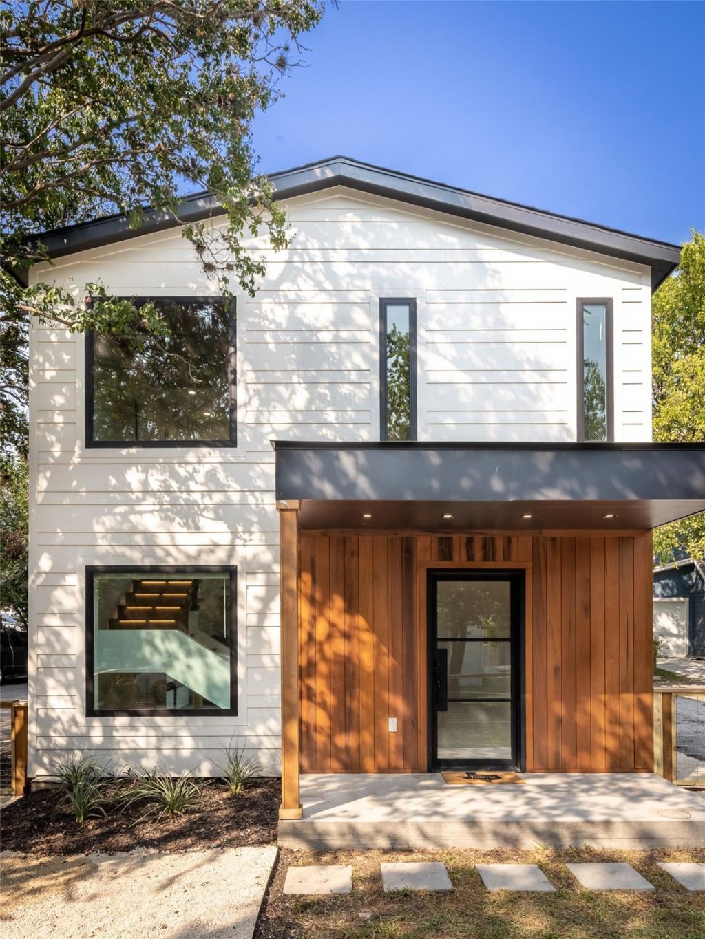 3405 Fruth St, Austin, TX 78705 Main Photo