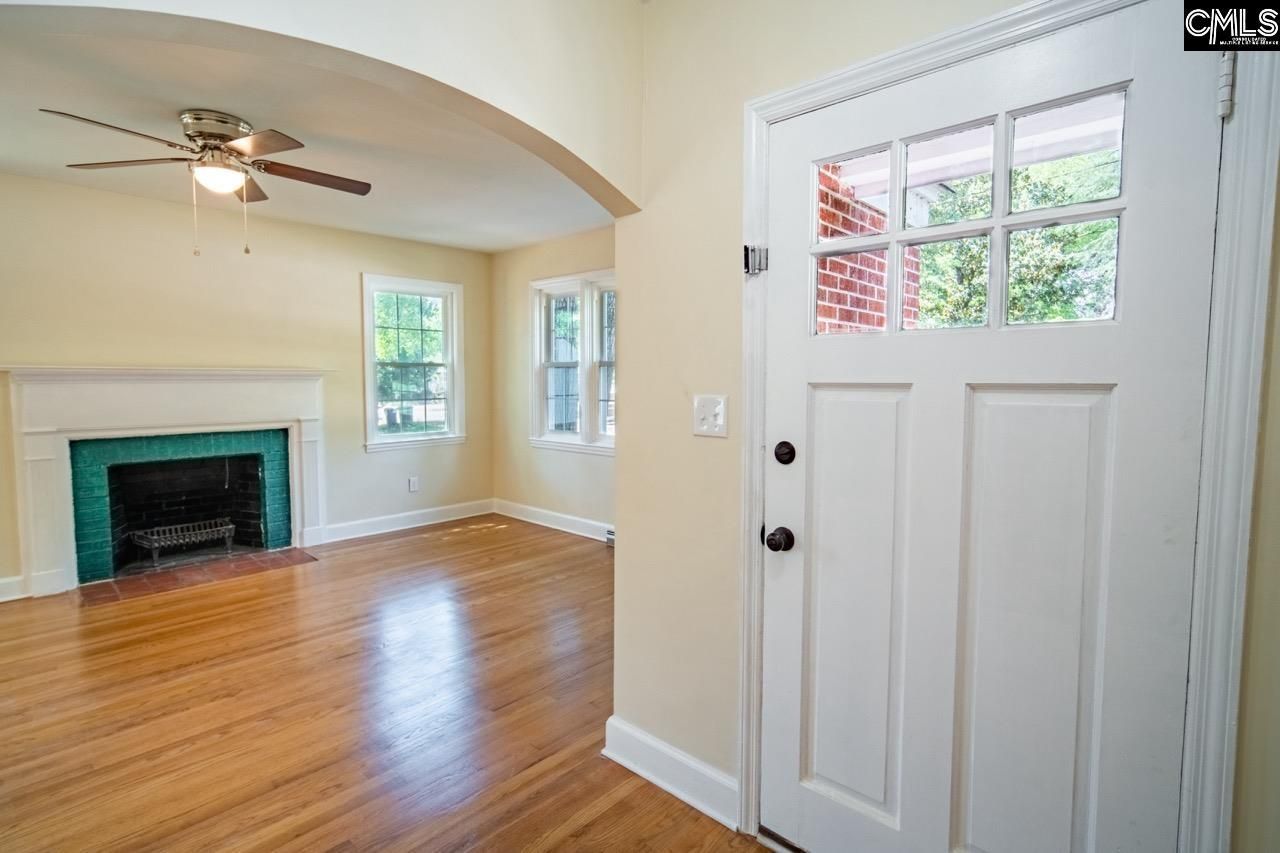1009 Kirkwood Circle  Photo 4