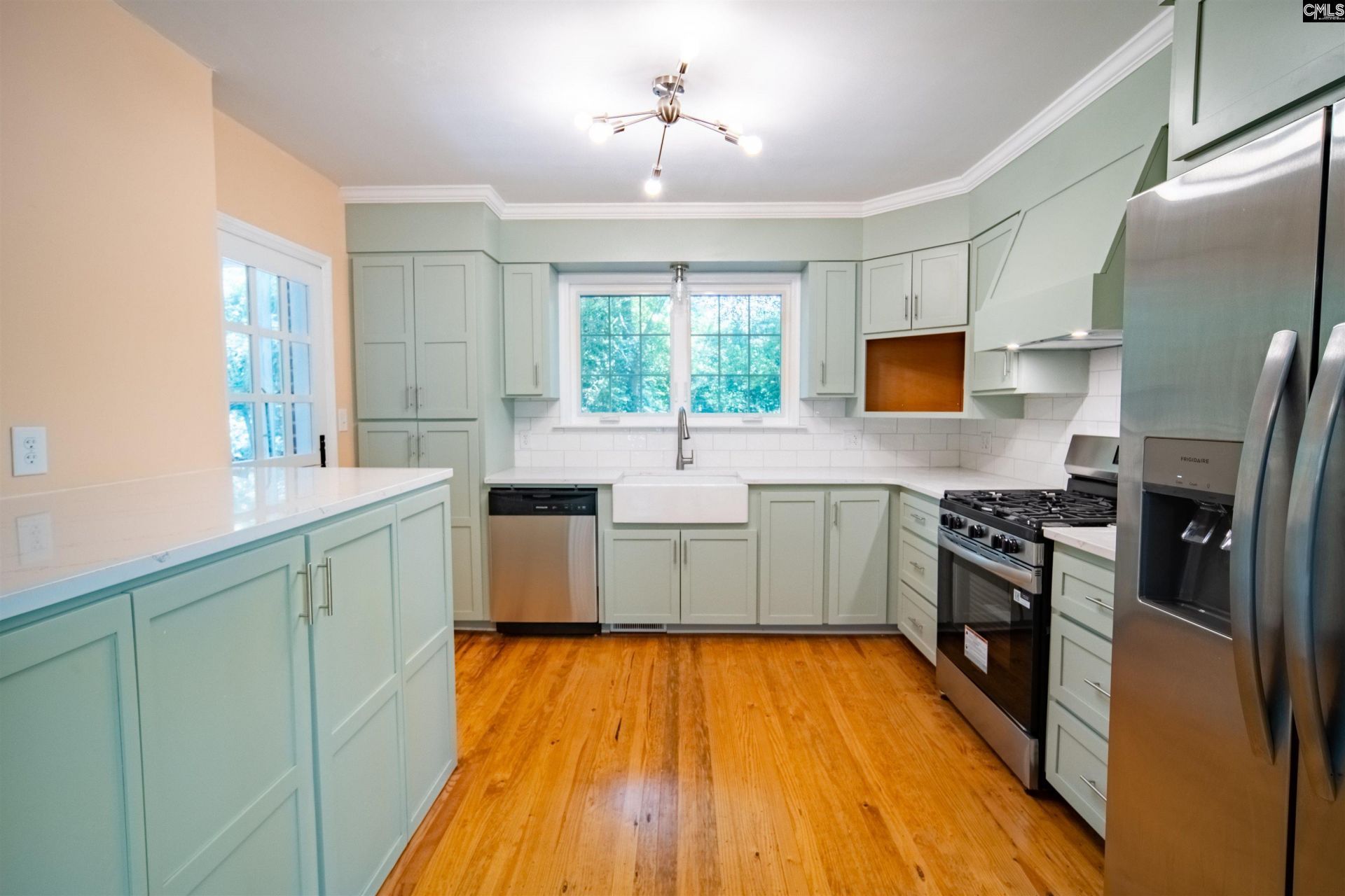 1009 Kirkwood Circle  Photo 9