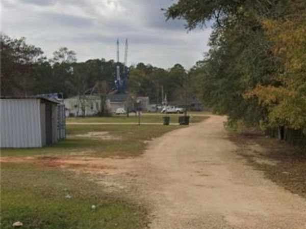 207 217 W RAILROAD Avenue , Independence, LA 70443