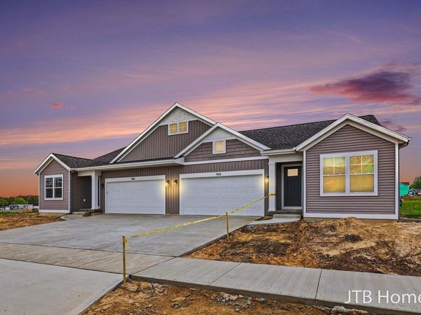 968 Scioto Drive NW, Unit 5, Comstock Park, MI 49321