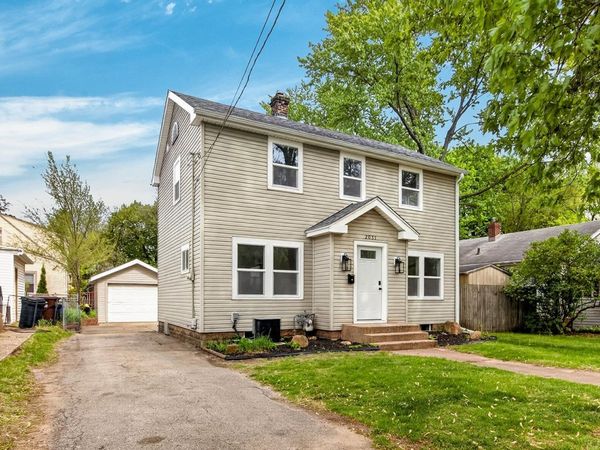 2031 Ridge Avenue, ROCKFORD, IL 61103