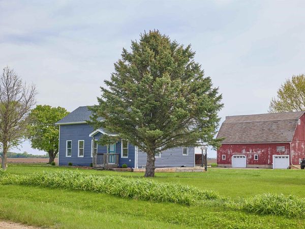 324 Wixon Pit Road, EARLVILLE, IL 60518