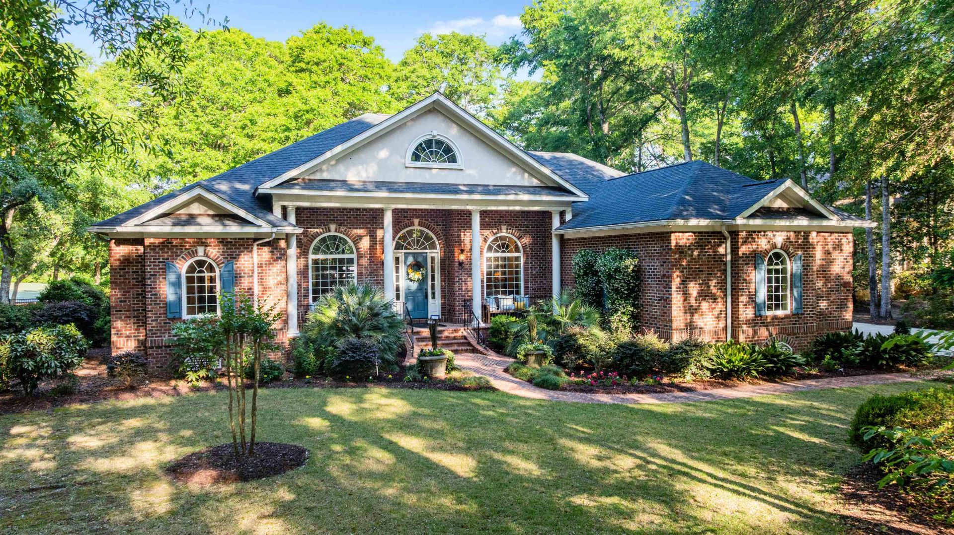4488 Richmond Hill Dr. Photo 2