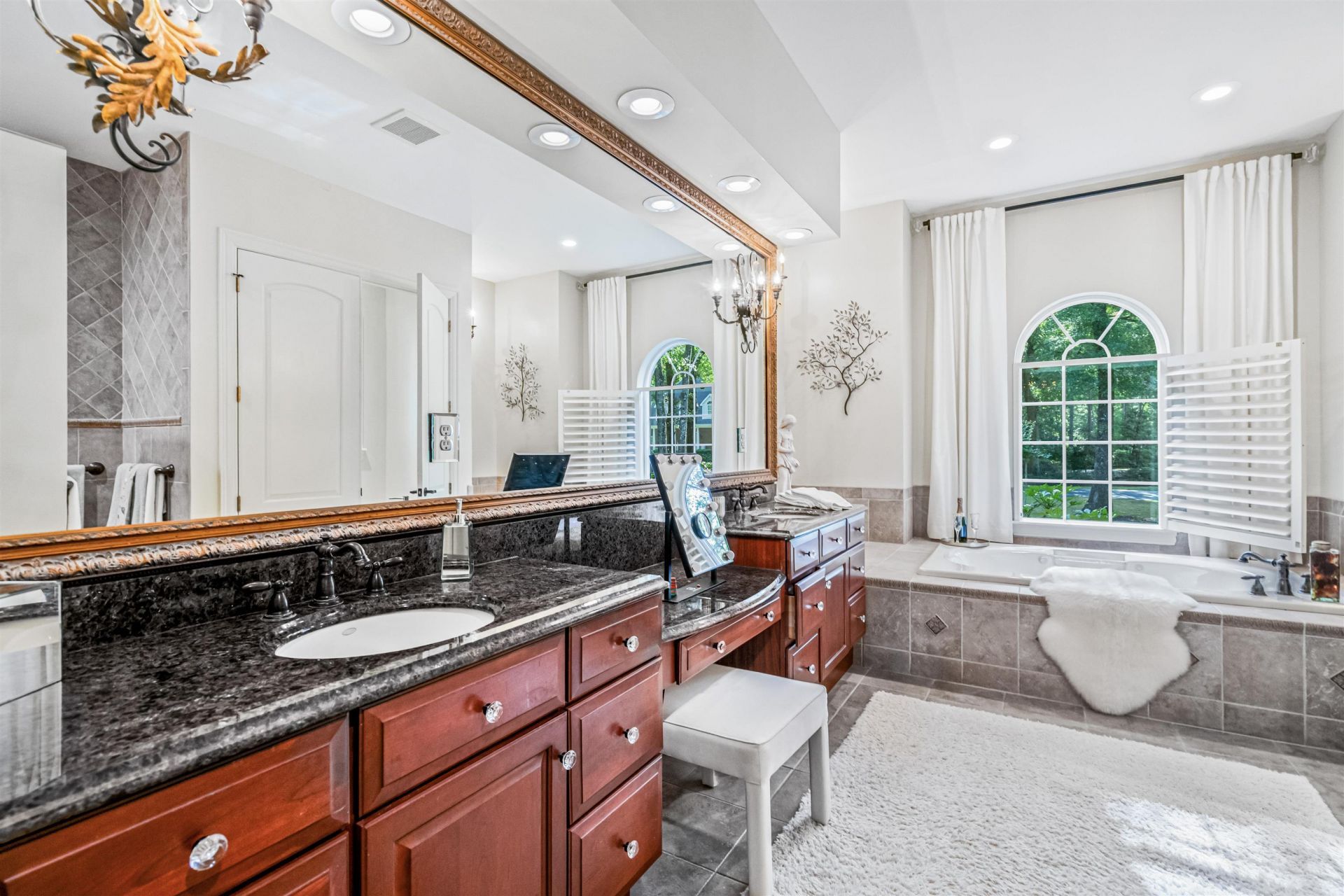 4488 Richmond Hill Dr. Photo 23