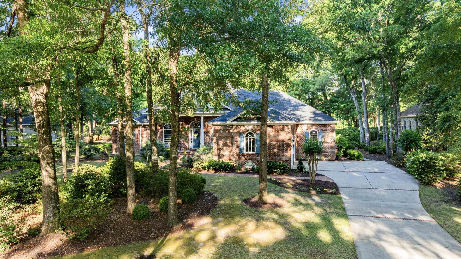 4488 Richmond Hill Dr. Photo 3
