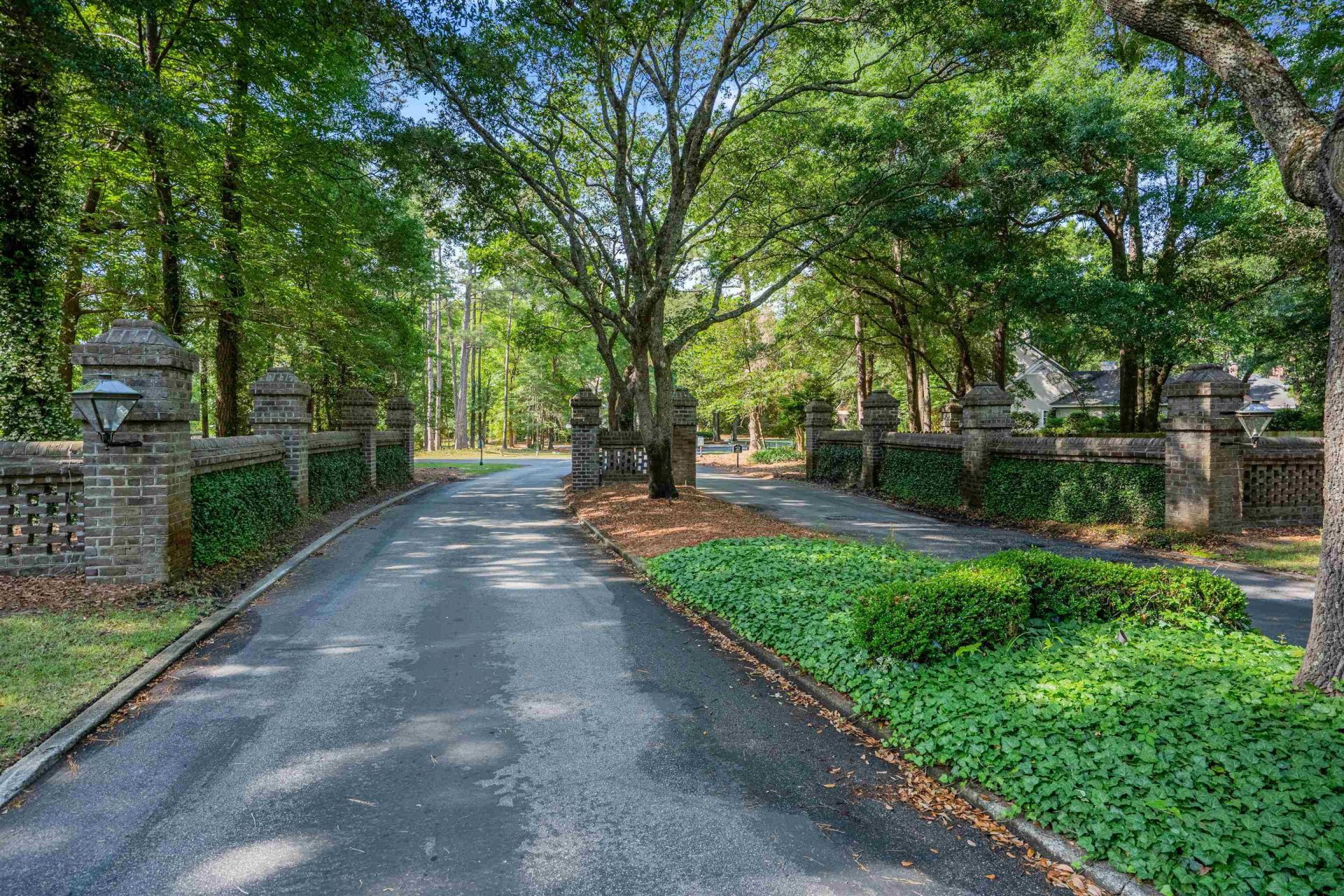4488 Richmond Hill Dr. Photo 45