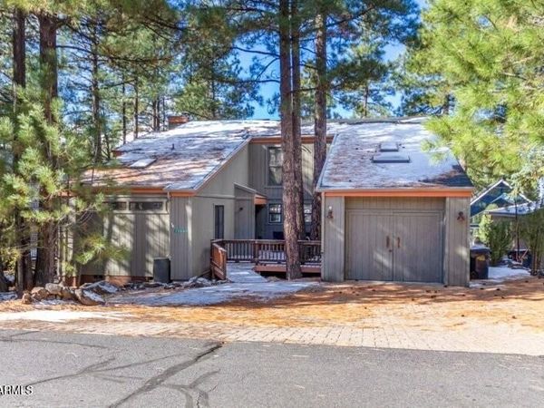 17650 S STALLION Drive, Munds Park, AZ 86017
