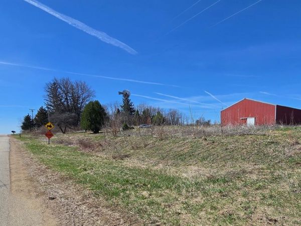 3762 County Road Z, Dodgeville, WI 53533