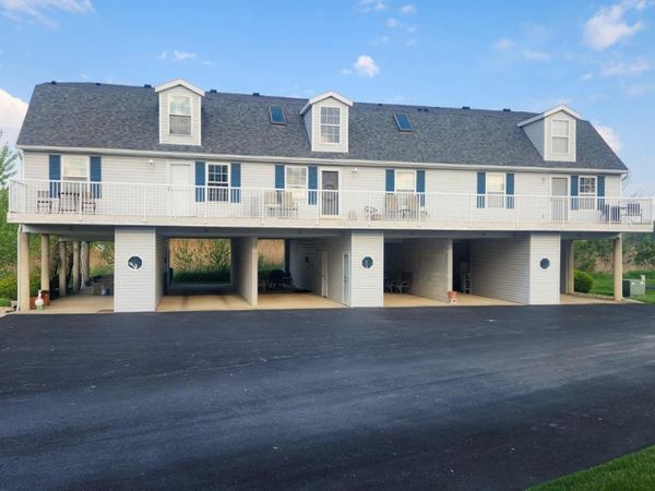 49 N Schooner Point Drive, Port Clinton, OH 43452