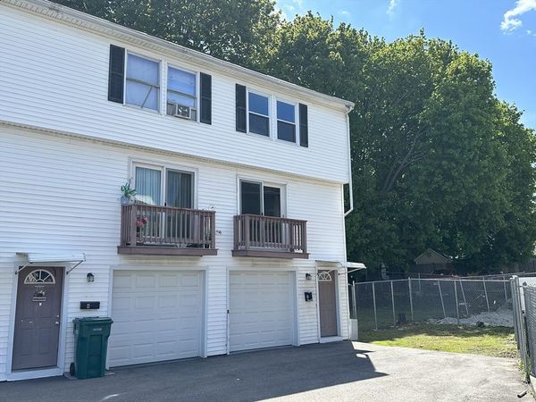 135 Charles Street, Unit 5, Lowell, MA 01852