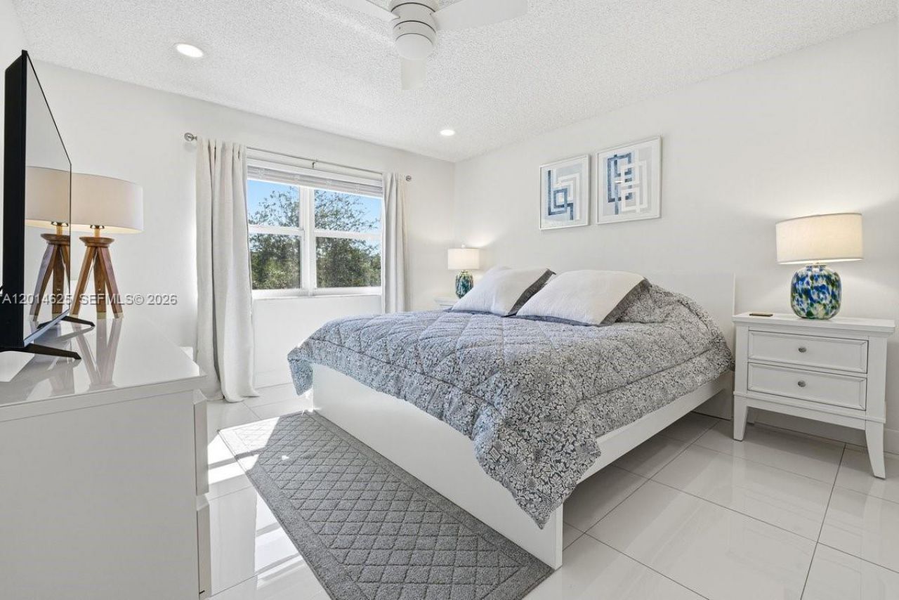 1501 S Ocean Blvd , Unit 307, Lauderdale by the Sea, FL 33062 Photo