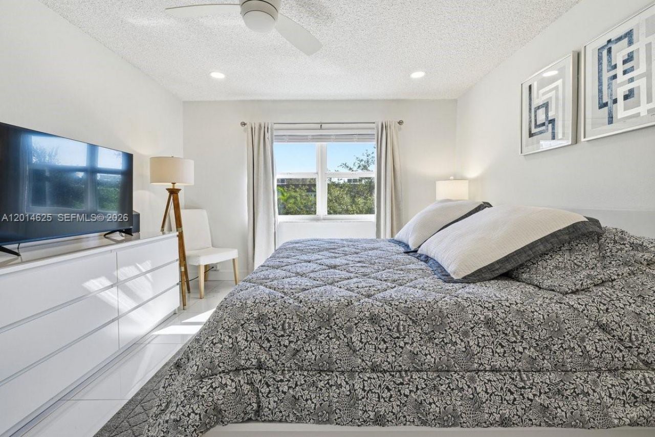 1501 S Ocean Blvd , Unit 307, Lauderdale by the Sea, FL 33062 Photo