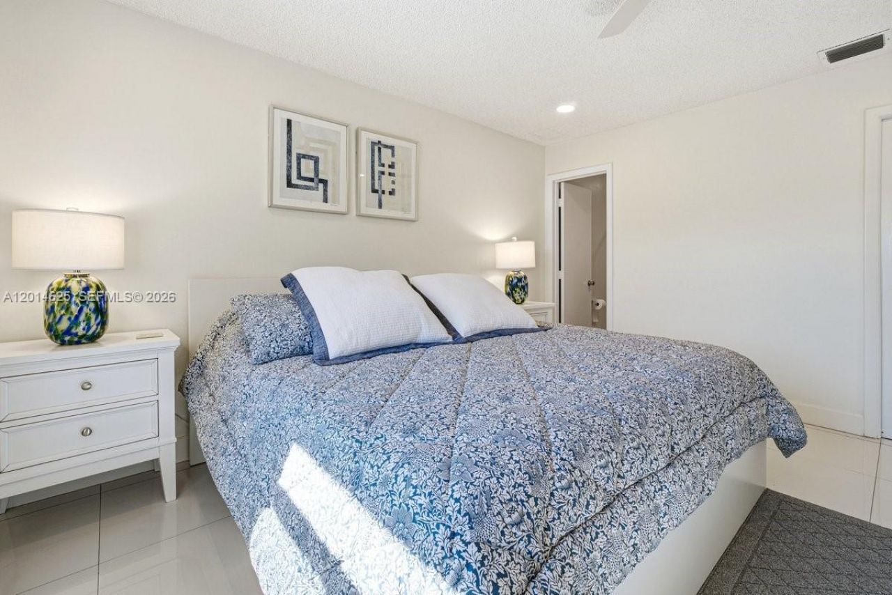 1501 S Ocean Blvd , Unit 307, Lauderdale by the Sea, FL 33062 Photo