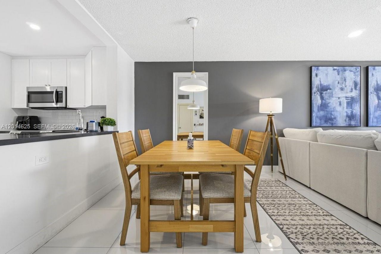 1501 S Ocean Blvd , Unit 307, Lauderdale by the Sea, FL 33062 Photo