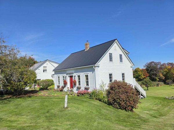 2810 Underpass Road, Sutton, VT 05867