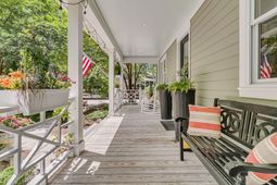 5209 Forest Oaks Drive photo 4