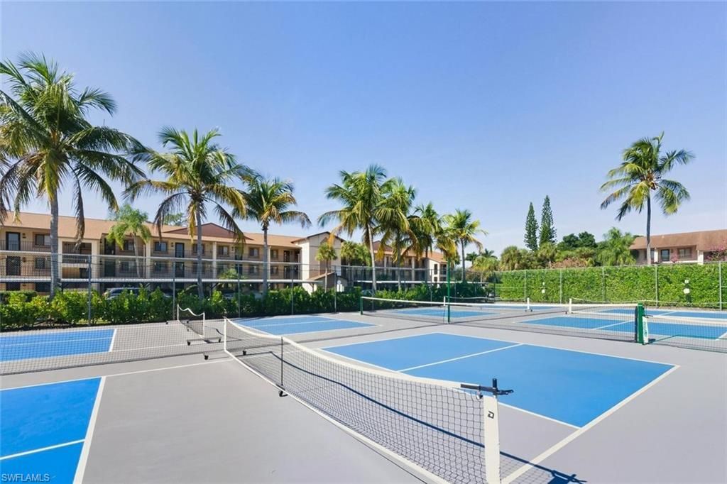 7380 Saint Ives Way, Unit 1305, Naples, FL 34104 Photo