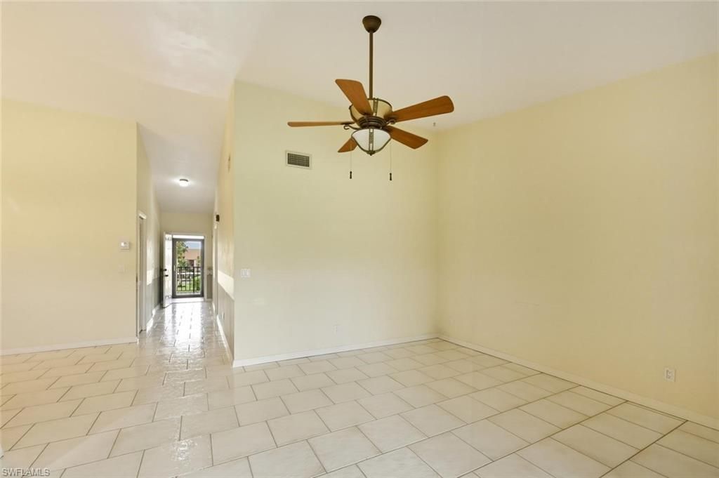 7380 Saint Ives Way, Unit 1305, Naples, FL 34104 Photo