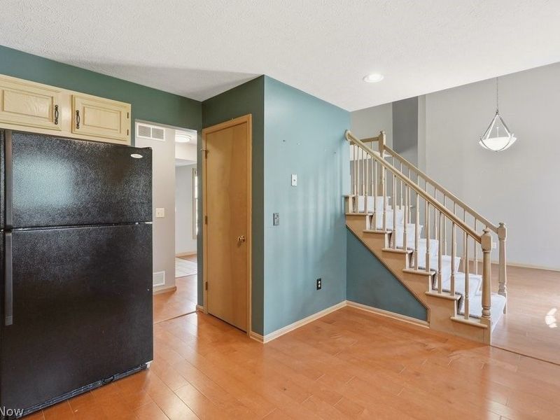 20745 Sun Meadow Trail, Strongsville, OH 44149 Photo 17