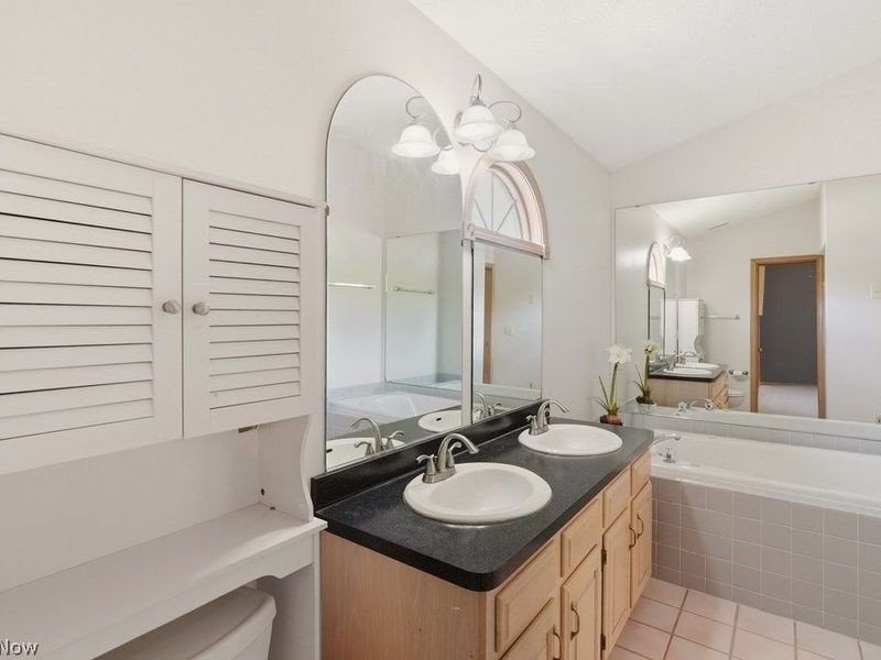 20745 Sun Meadow Trail, Strongsville, OH 44149 Photo 33