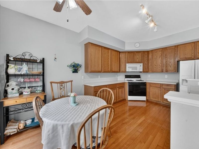 10500 W Ravine View Court , North Royalton, OH 44133 Photo 27