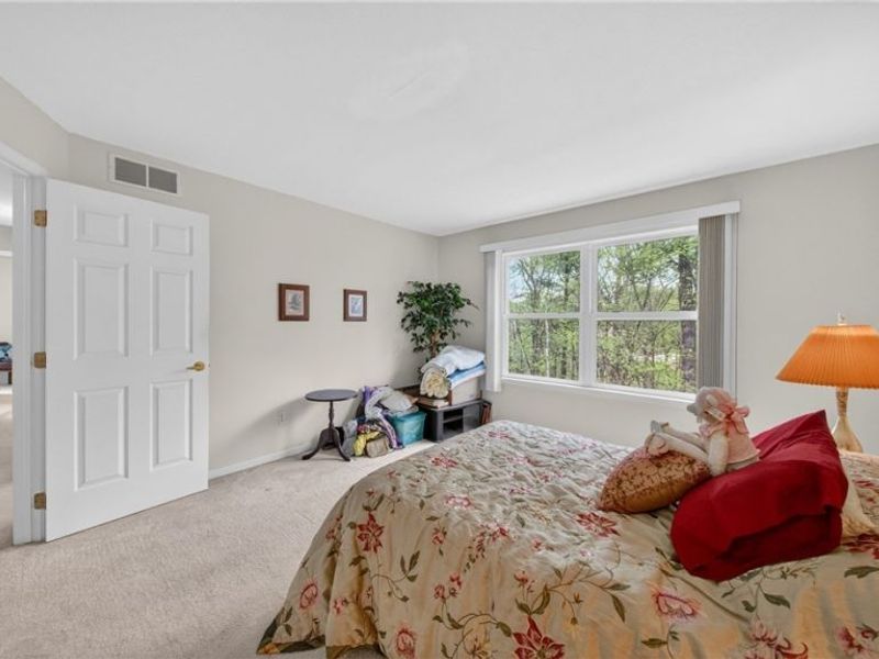 10500 W Ravine View Court , North Royalton, OH 44133 Photo 42