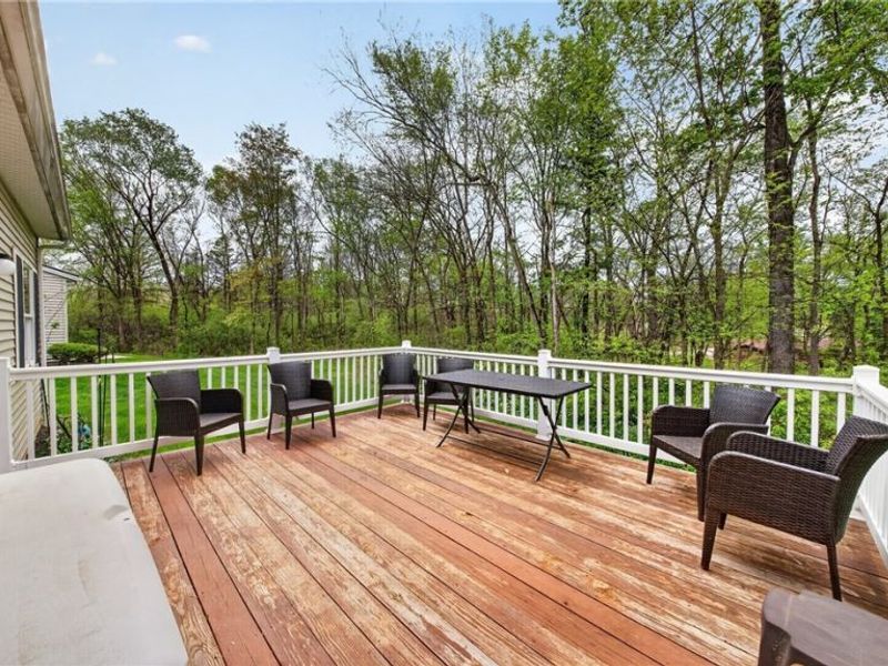 10500 W Ravine View Court , North Royalton, OH 44133 Photo 7