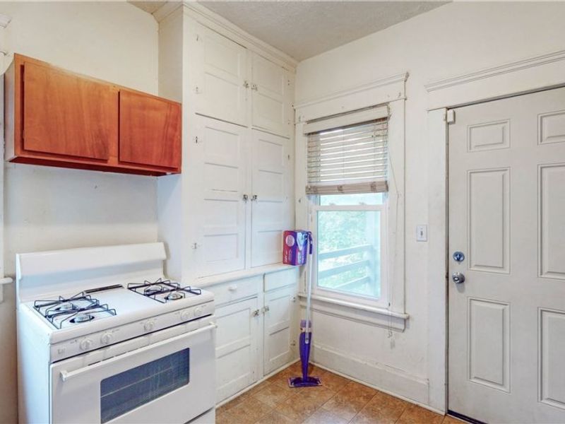 41-43 S Bates Street, Akron, OH 44303 Photo 7