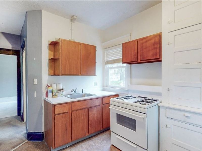 41-43 S Bates Street, Akron, OH 44303 Photo 8