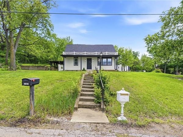 1106 College Hill Street, Pleasant Hill, MO 64080