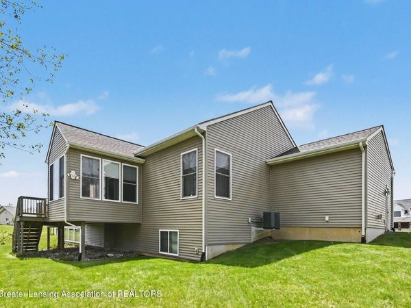 3340 Hamlet , East Lansing, MI 48823